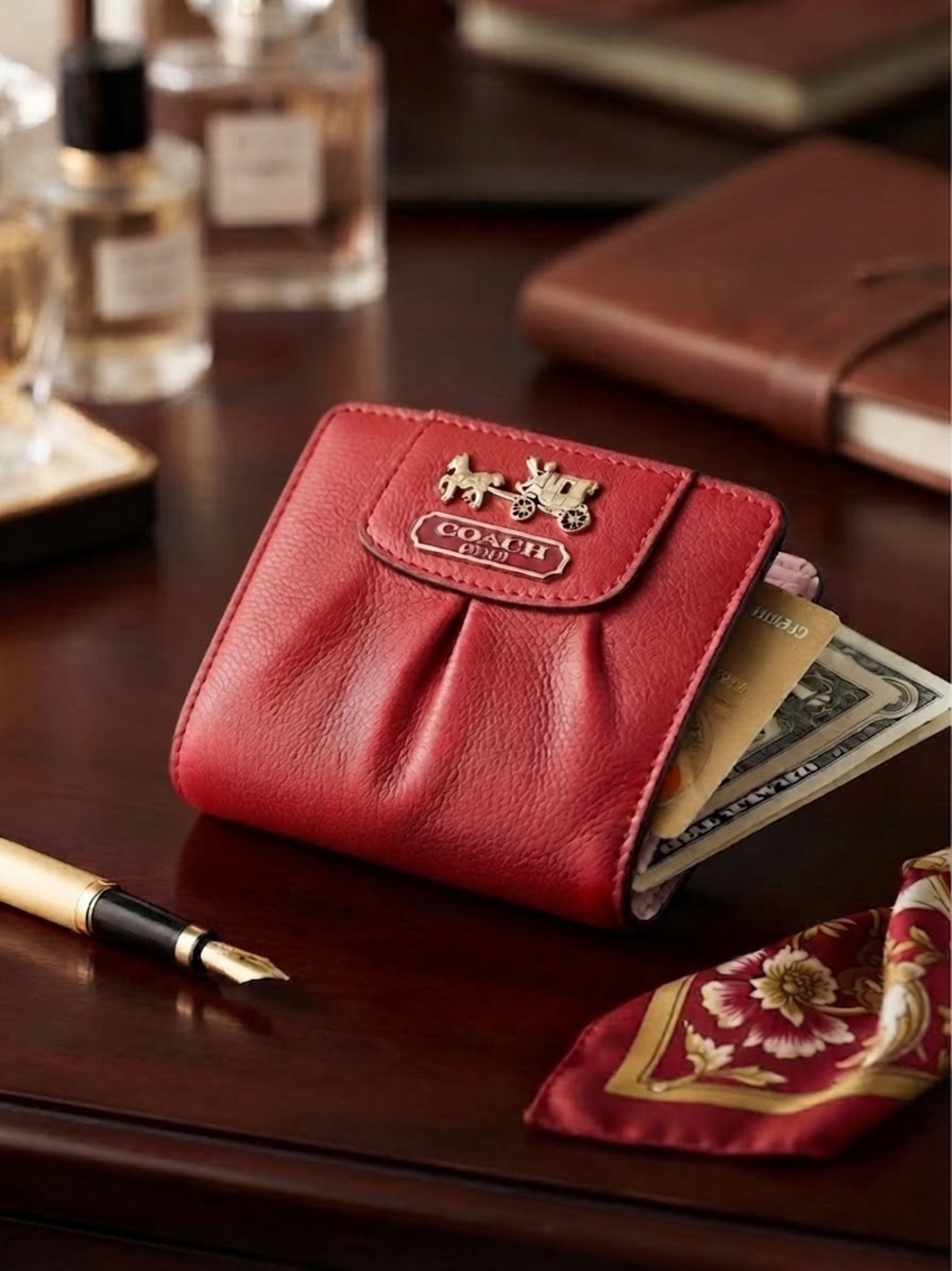 Coach Fire engine Red Leather
Wallet & Card Case w/Horse &
Carriage Logo NWOT